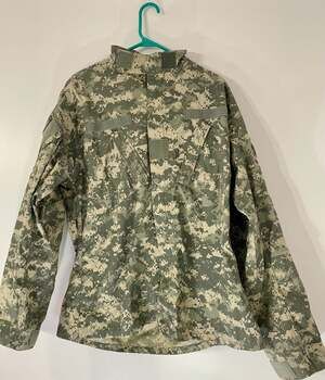 Authentic US Army ACU Digital Camo Combat Uniform Jacket - Medium Long